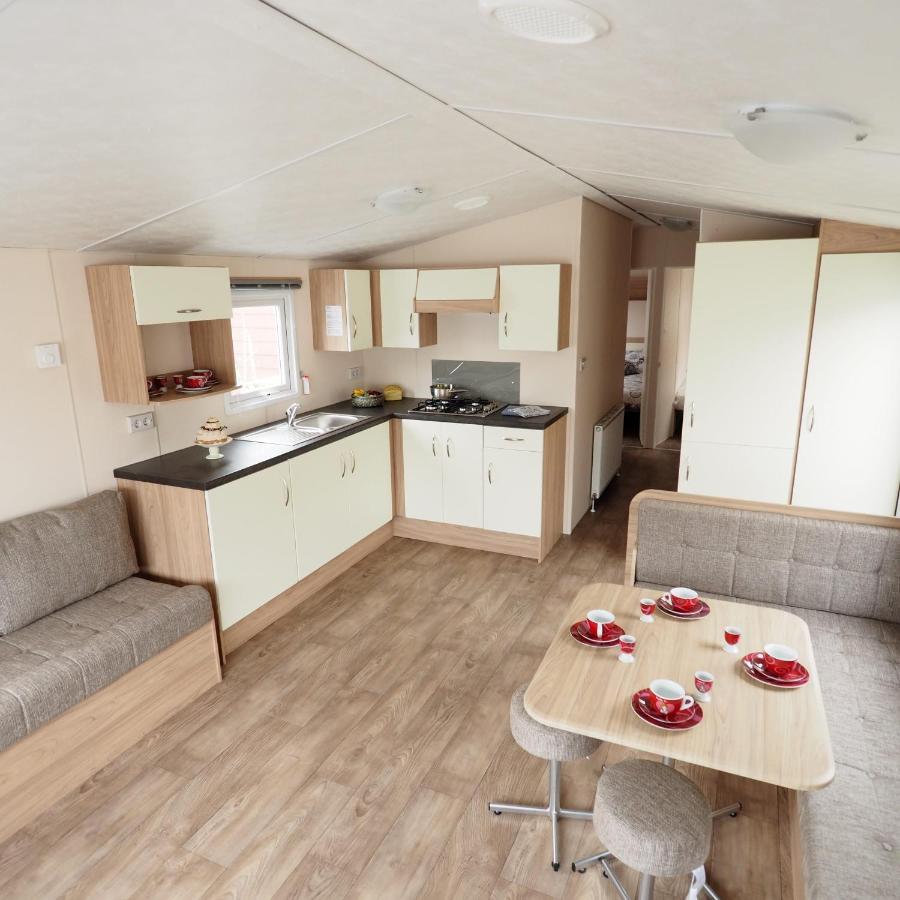 Camping De Binnenvaart Superior Chalet Aan de Wolfsberg Экстерьер фото